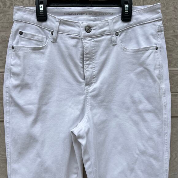Chico’s DefineMe Denim Straight Leg Ankle Jeans White Women’s Size 1.5 (US 10) - Picture 4 of 10
